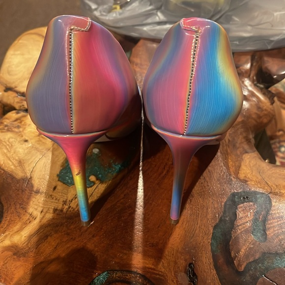 Steve Madden Rainbow heels - Picture 5 of 9
